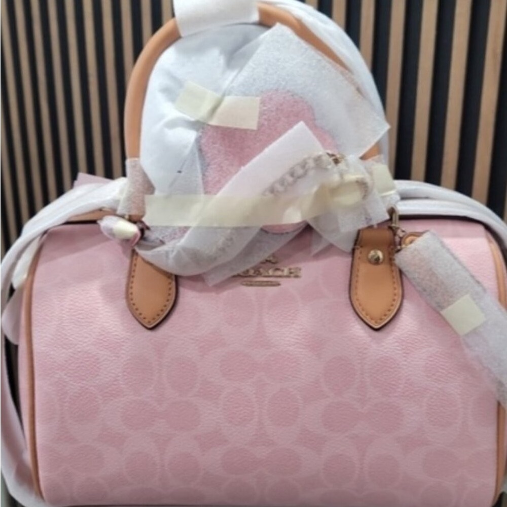 🌛Coach Medium Rowan Satchel In Signature Canvas Powder Pink With Charms - Picture 3 of 11